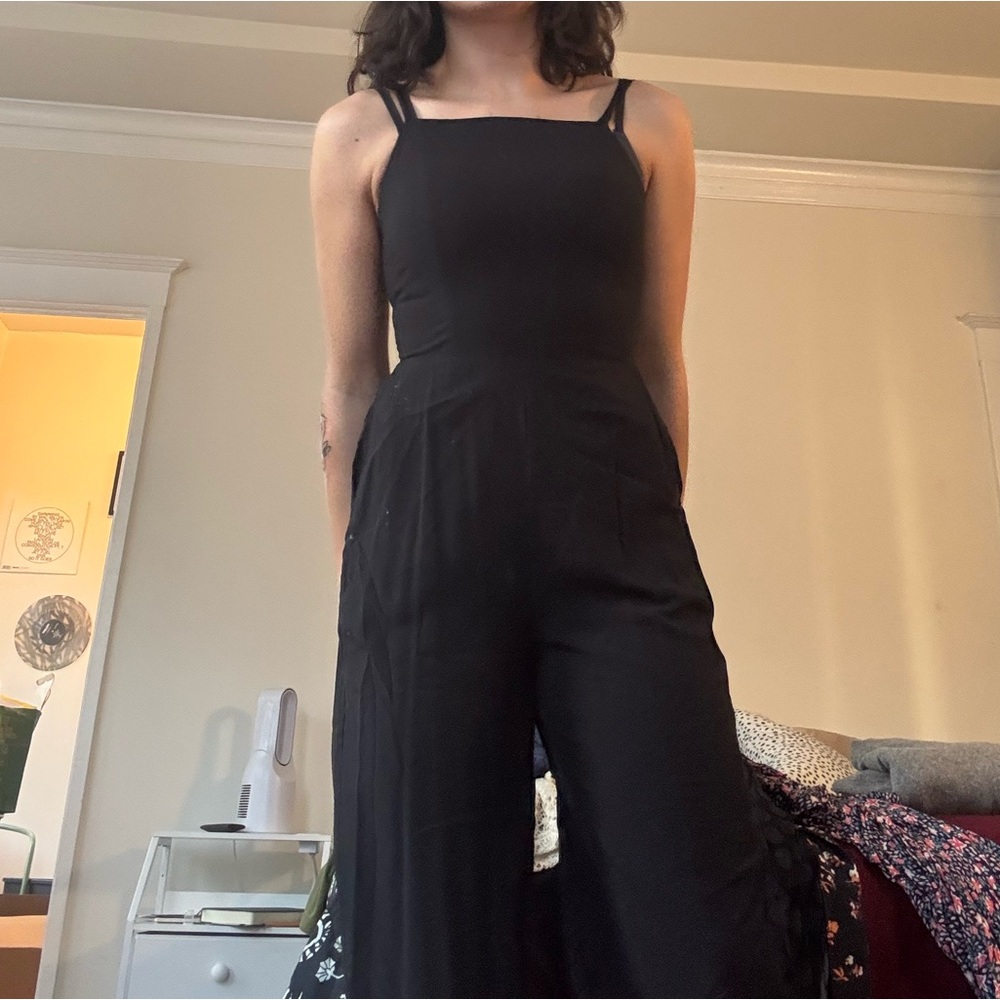 Black Linen Jumpsuit 🖤